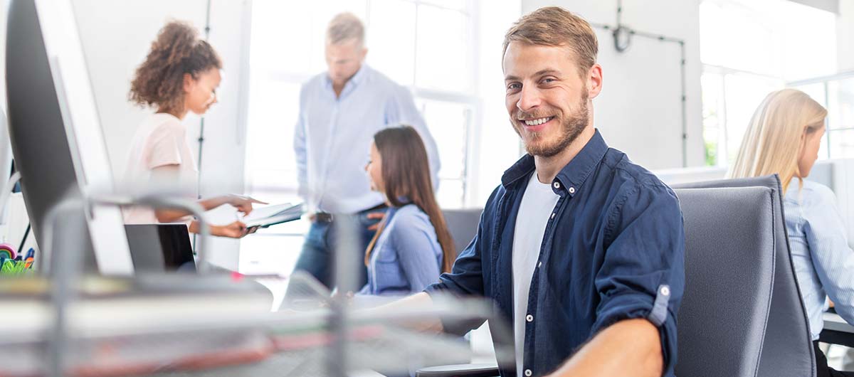 In unseren Office-365-Weiterbildungen vermitteln wir dir gezielt das benötigte Know-how, um effektiv mit den verschiedenen Programmen und Tools arbeiten zu können.